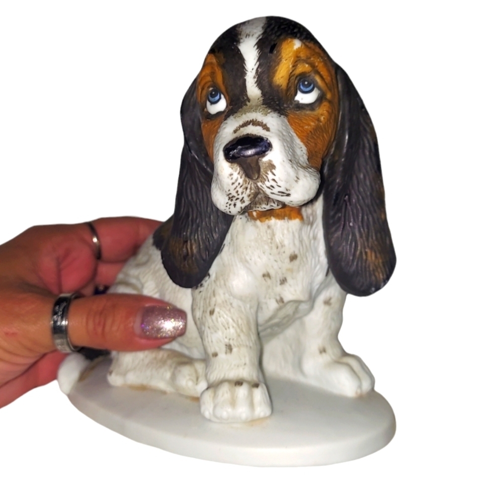 Vintage Homco 1983 Bassett Hound Porcelain Figurine